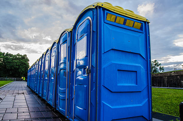 Best Portable restroom trailer rental  in Meadow Woods, FL